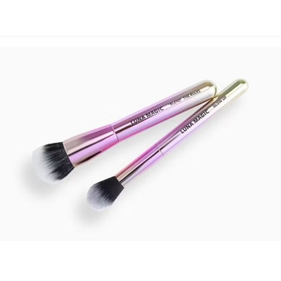 LUNA MAGIC Brush Set  BNIP - Picture 1 of 4
